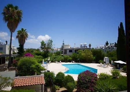 007 Margarita Gardens Villa Paphos ภายนอก รูปภาพ